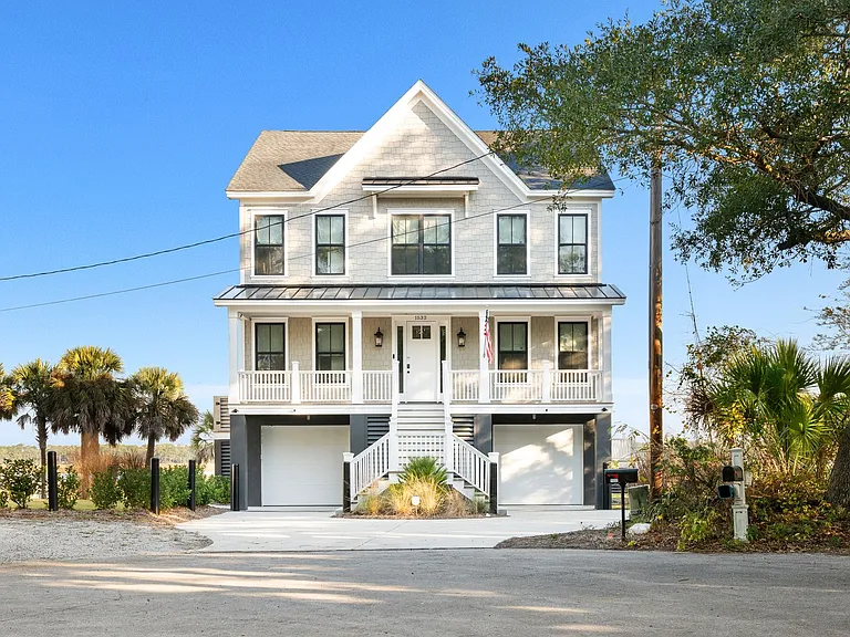 1532 Oak Island Dr — Photo 58
