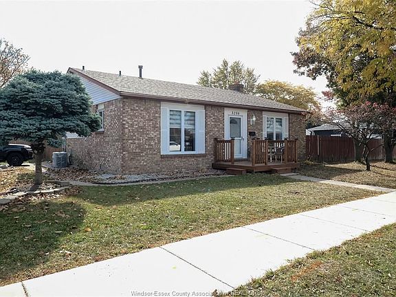 2nd image of 3206 Forest Glade Dr