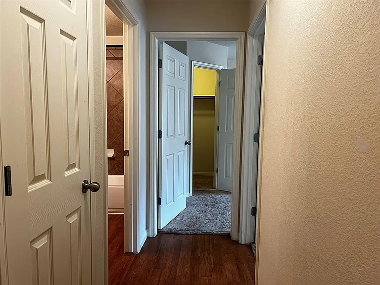 2708 Cottonwood Shores Dr — Photo 30