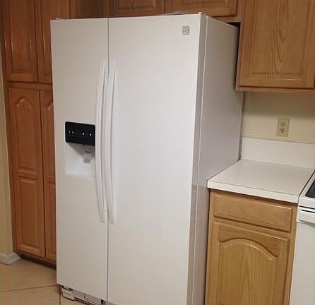 2nd image of 979 NW 93rd Ave