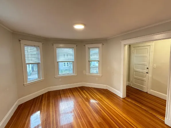 4110 Washington St Floor 1, Roslindale, MA 02131