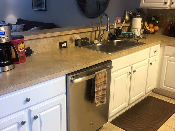 kitchen sink and bar