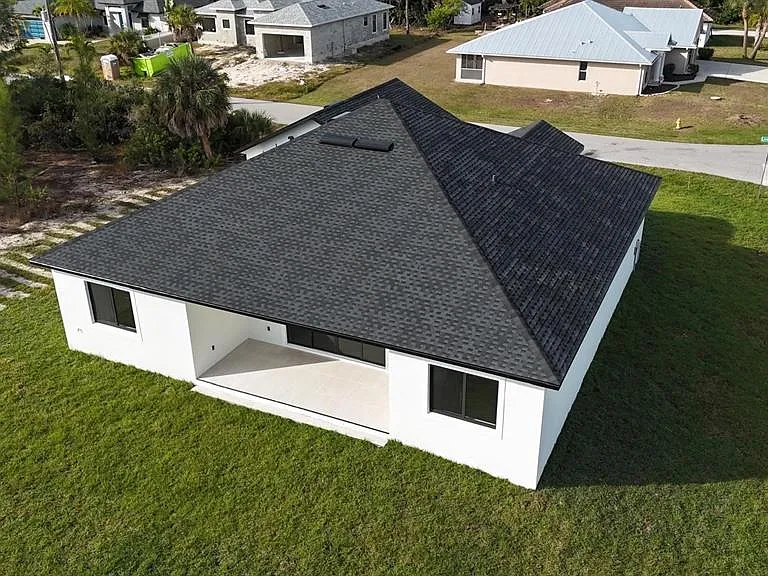 10426 Live Oak Rd — Photo 8