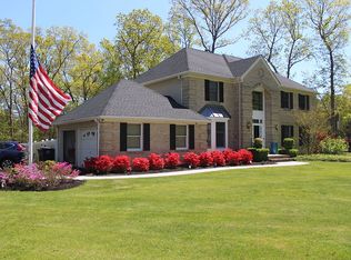 2372 Spartan Dr, Wall Township, NJ 08736