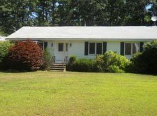 28 Pollard Rd, Plaistow, NH 03865