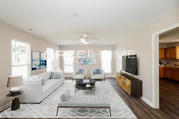 709 Forest Valley Ln — Photo 5
