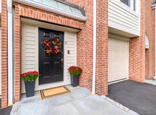 17 Pine Brook Ln UNIT 17, Darien, CT 06820