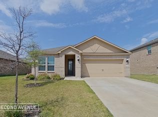 2105 Meadow Dr, Anna, TX 75409