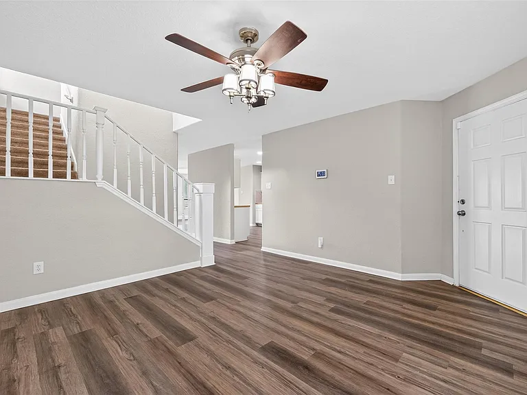 3219 Watercliff Ct — Photo 13