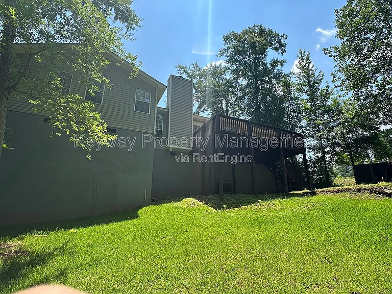 4263 Waylon Dr — Photo 2