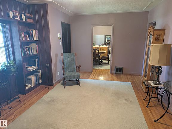 5th image of 6551 112a St NW