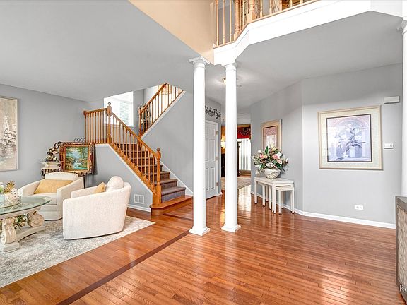 4th image of 21 Moraine Dr