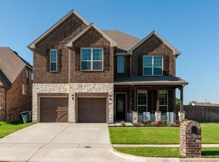 4800 Sunflower Dr, Mansfield, TX 76063