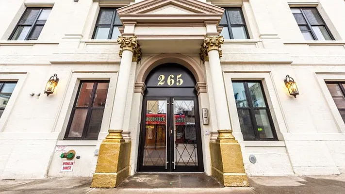 Rented by Nooklyn NYC LLC | media 12