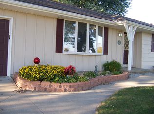 13999 State Rte E, Savannah, MO 64485