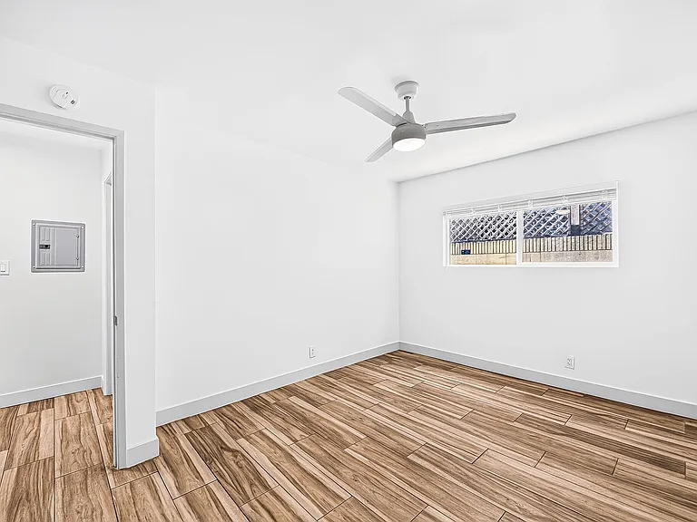 1332 Walnut Ave — Photo 22