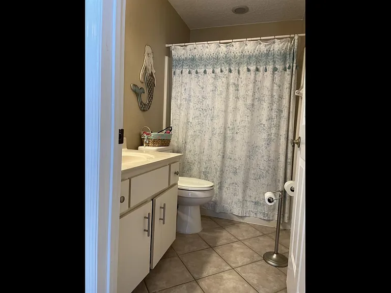 603 S Daytona Ave — Photo 9