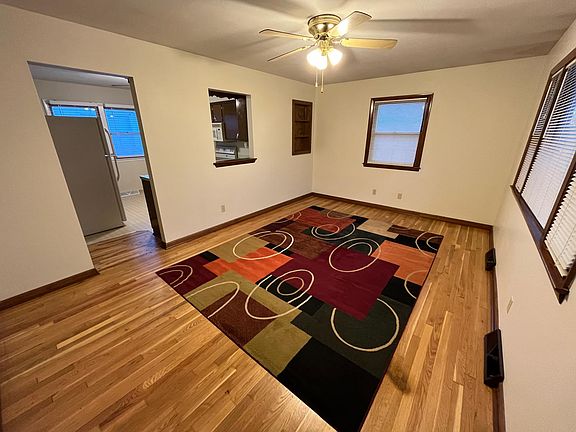 2nd image of 7021 Holdrege St