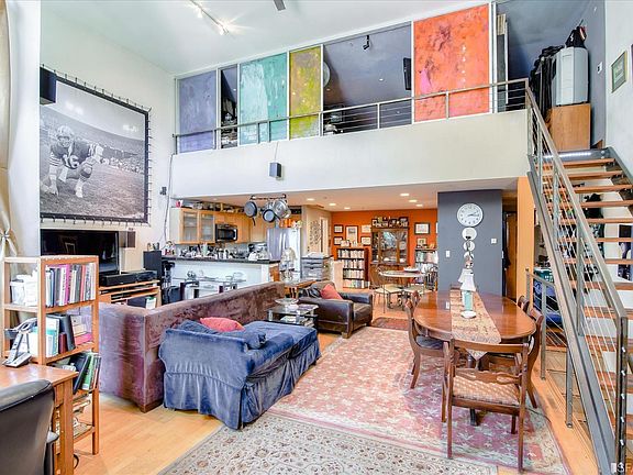 3rd image of 965 Folsom St APT 202