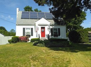 75 Willow Ave, Somerset, MA 02726