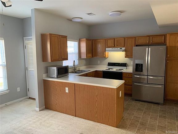 5th image of 2907 Stone Meadow Ct