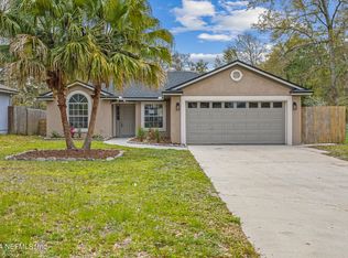 1665 Spring Oaks Ln, Jacksonville, FL 32221