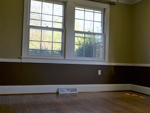 4th image of 903 Glenwood Ave