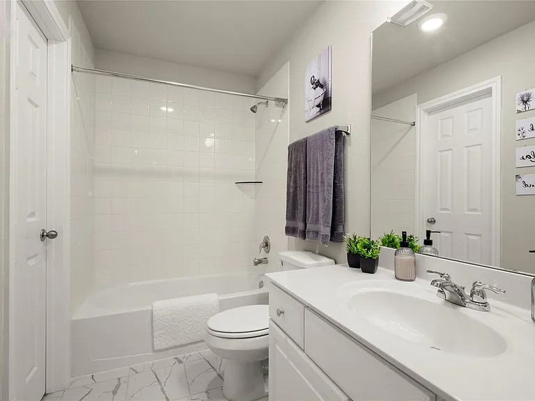 17010 Bainham Forest Trl — Photo 25