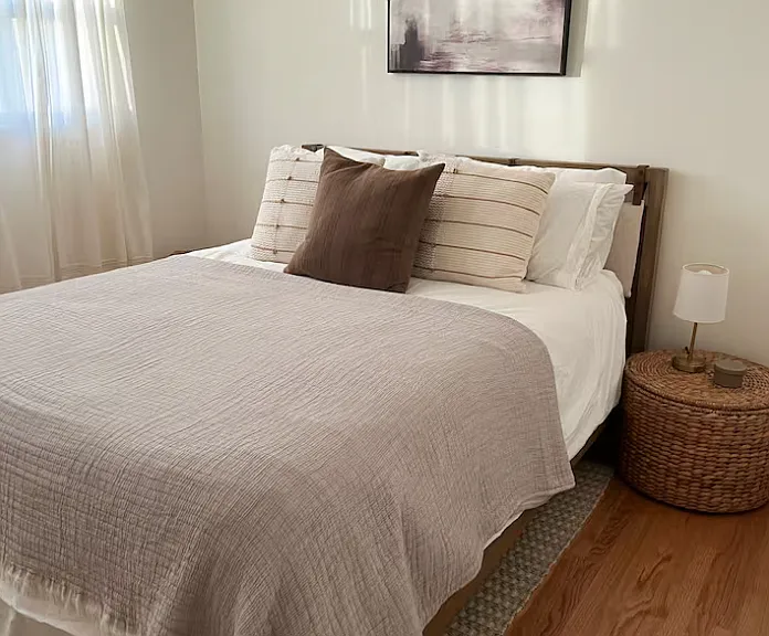 902 Harold Ln — Photo 15