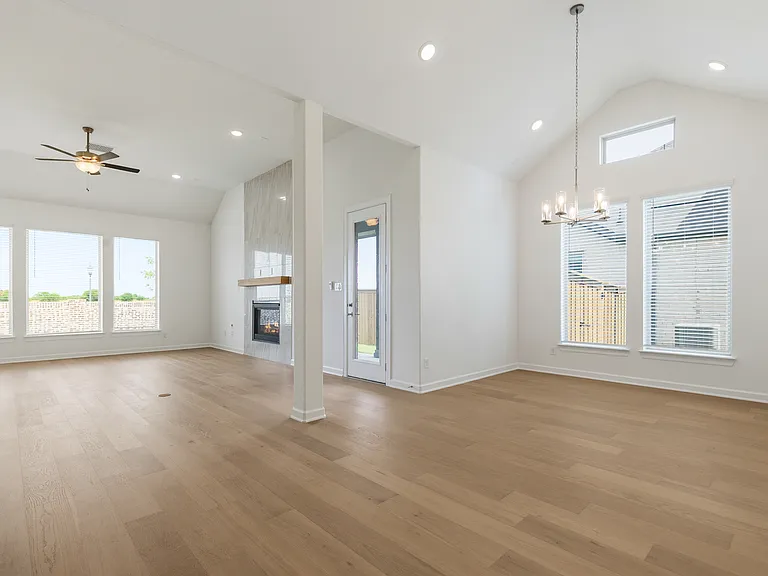 5901 Maddie Ann Dr — Photo 15