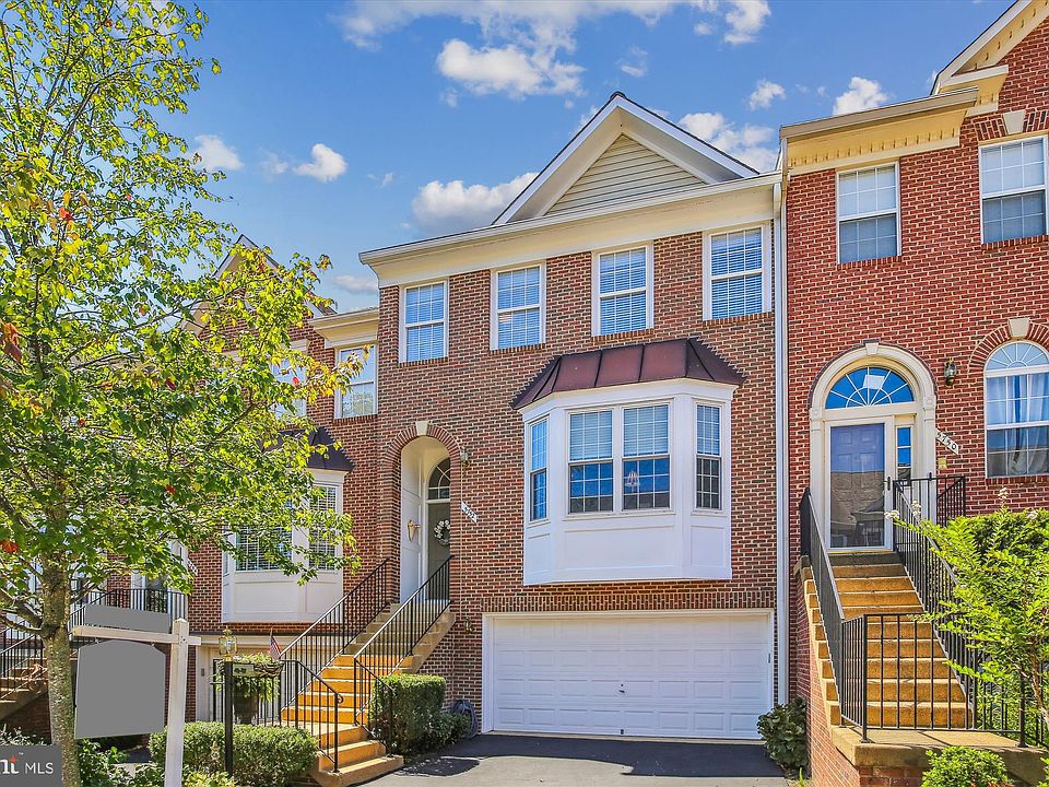 1st image of 5752 Governors Pond Cir