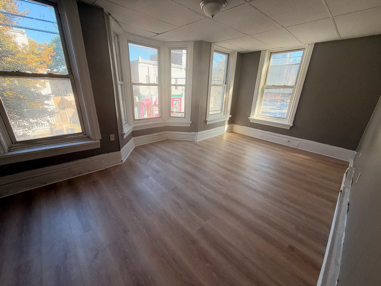 2 bed, $1,200 — Photo 2