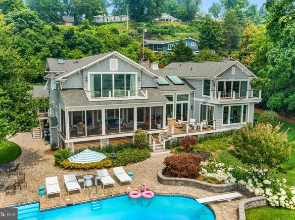 219 Winchester Beach Dr, Annapolis, MD 21409