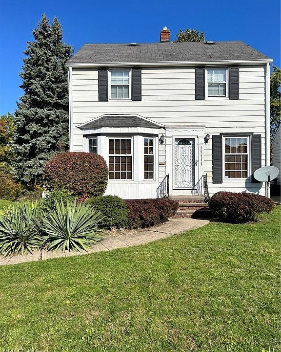 1st image of 11111 Lincoln Ave