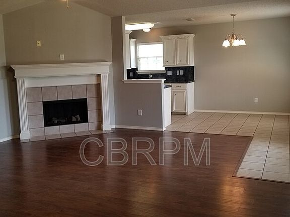 5th image of 1018 Oakridge Ave