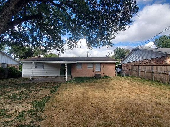 4th image of 8840 Milverton Dr