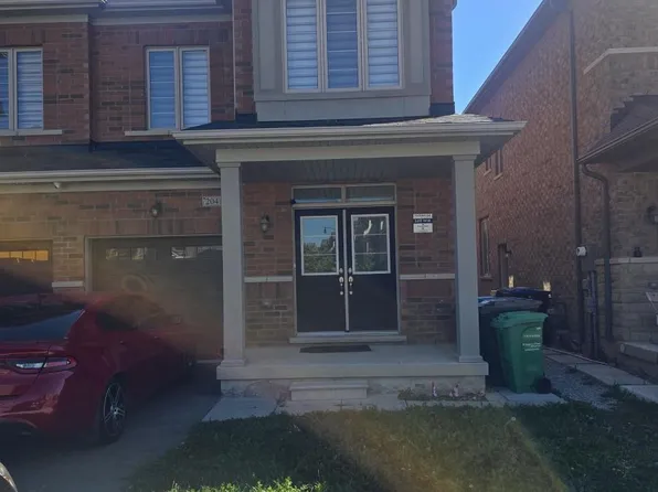 204 Fruitvale Cir, Brampton, ON L7A 5C4