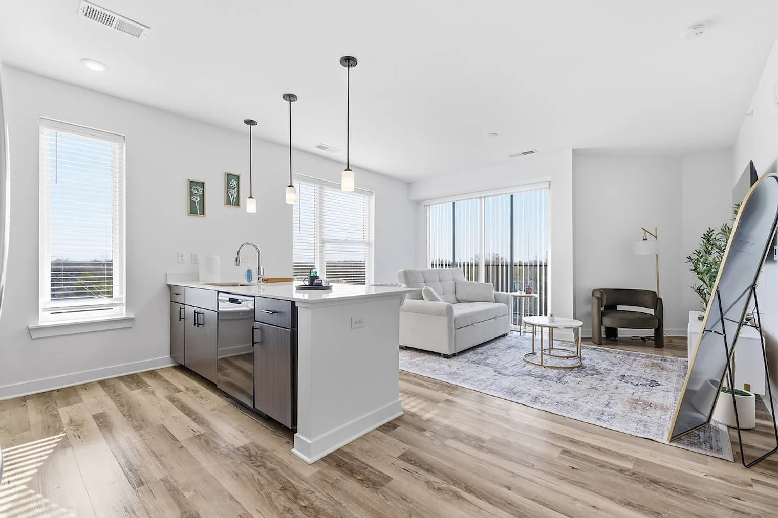 2 bed, 2.0 bath, $3,854 — Photo 4