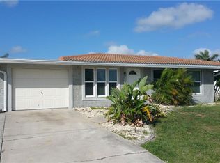 808 W Ellicott Cir, Pt Charlotte, FL 33952