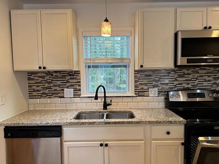 200 S Oconeechee Ave — Photo 11