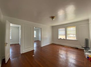 21-04 29th Ave #2, Astoria, NY 11102