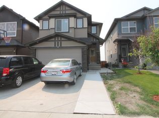 69 Savanna Close NE, Calgary, AB T3J 0X7
