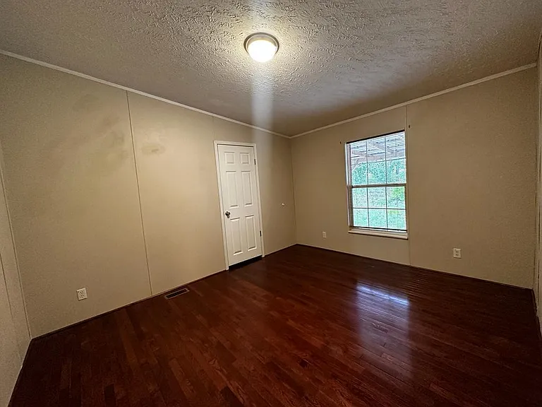 85 Shirleys Ln — Photo 10