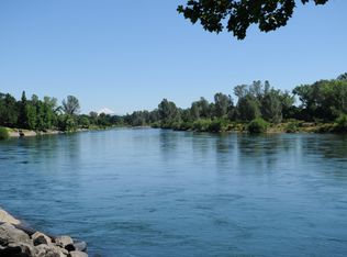 6471 Riverside Dr, Redding, CA 96001