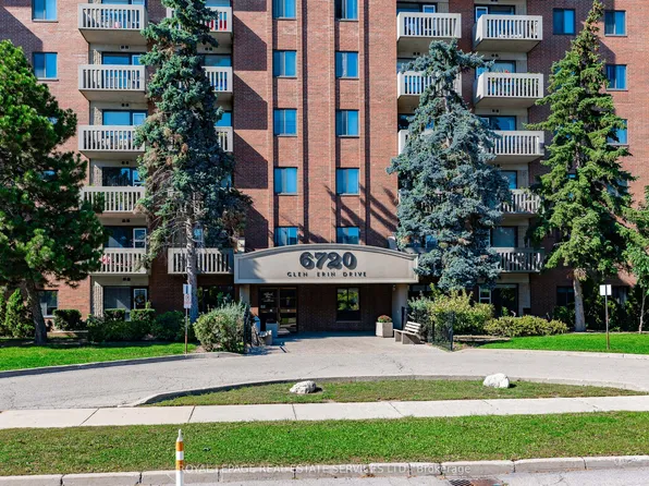6720 Glen Erin Dr #904, Mississauga, ON L5N 3K8