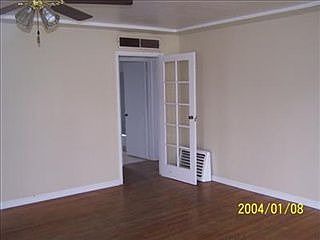 2nd image of 1037 W Vassar Ave