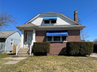 58 Palm Blvd, Warwick, RI 02888