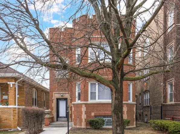 8210 S Justine St, Chicago, IL 60620