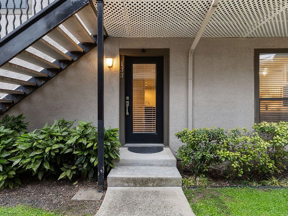 1st image of 5836 Birchbrook Dr APT 133
