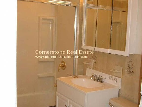 55 Hillside #2 Boston Shared Unit Photo 6
